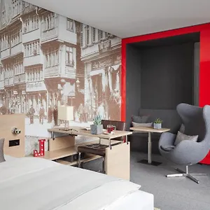 Living Frankfurt Otel