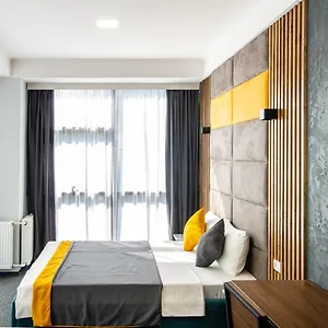 bg-palace-hotel.alltbilisihotels.com/
